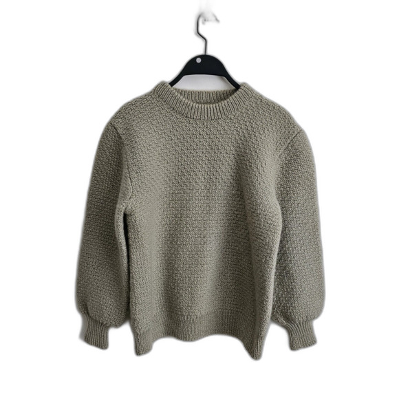 Green Chunky hand knit sweater. Acrylic. Fits like Women's S/M. Very thick - Picture 2 of 6